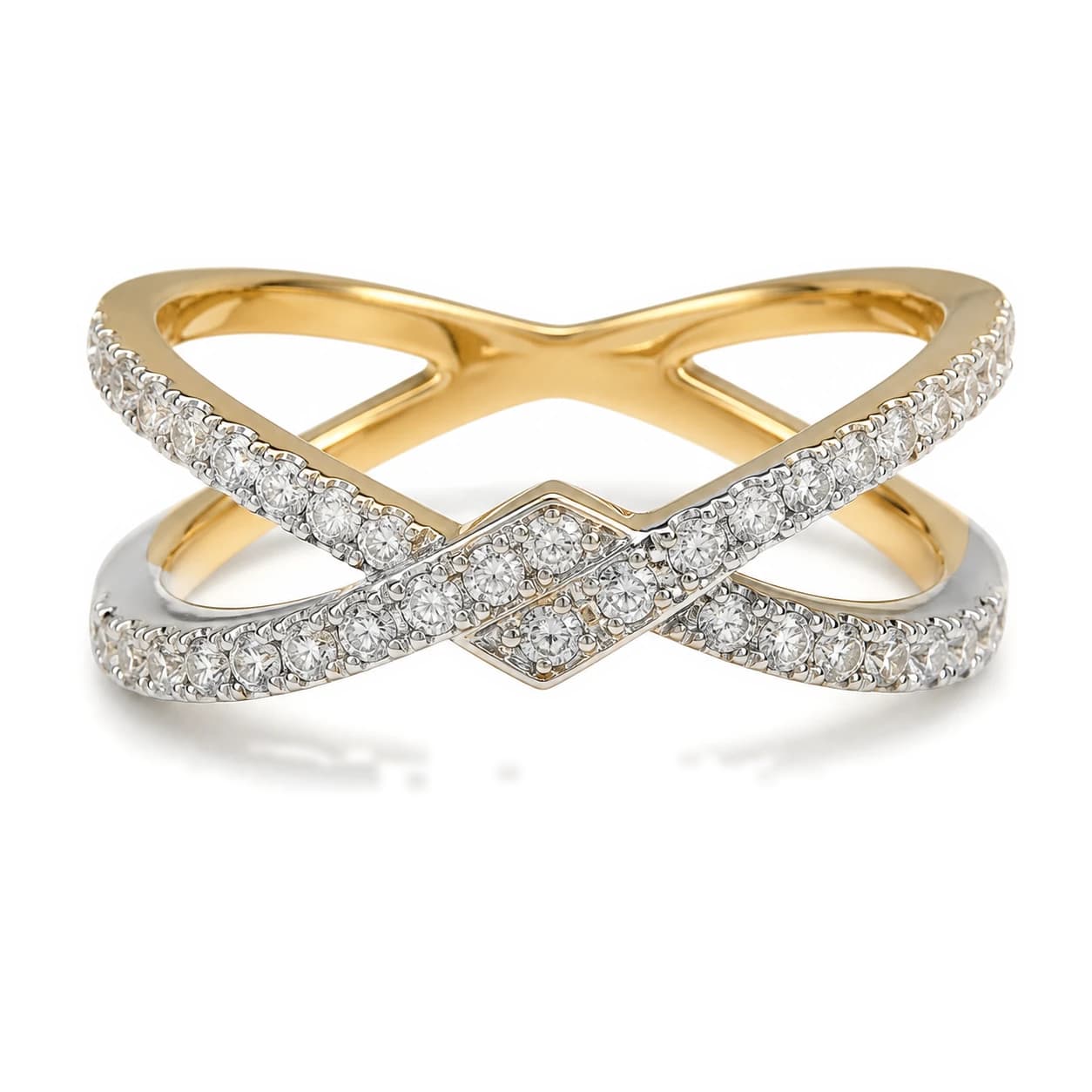 Anillo cruzado de oro amarillo y brillantes