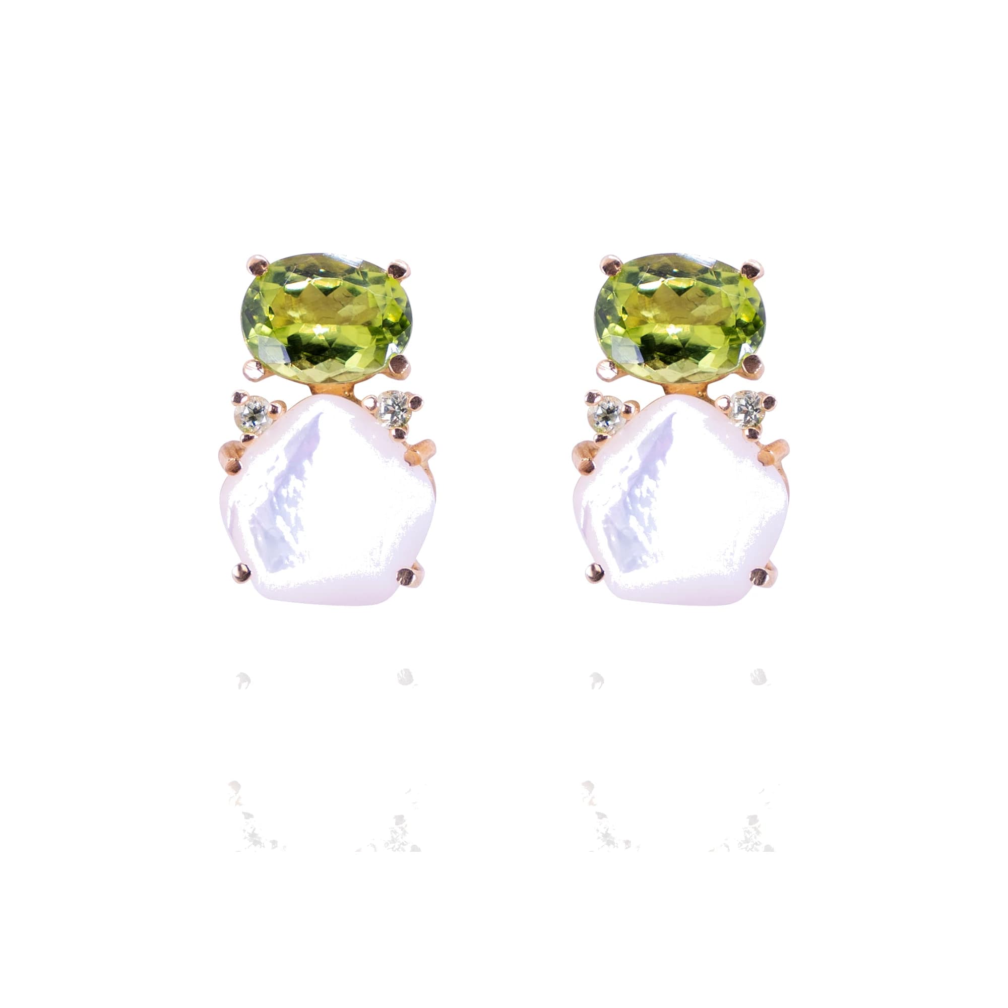 Pendientes oro olivino y madreperla