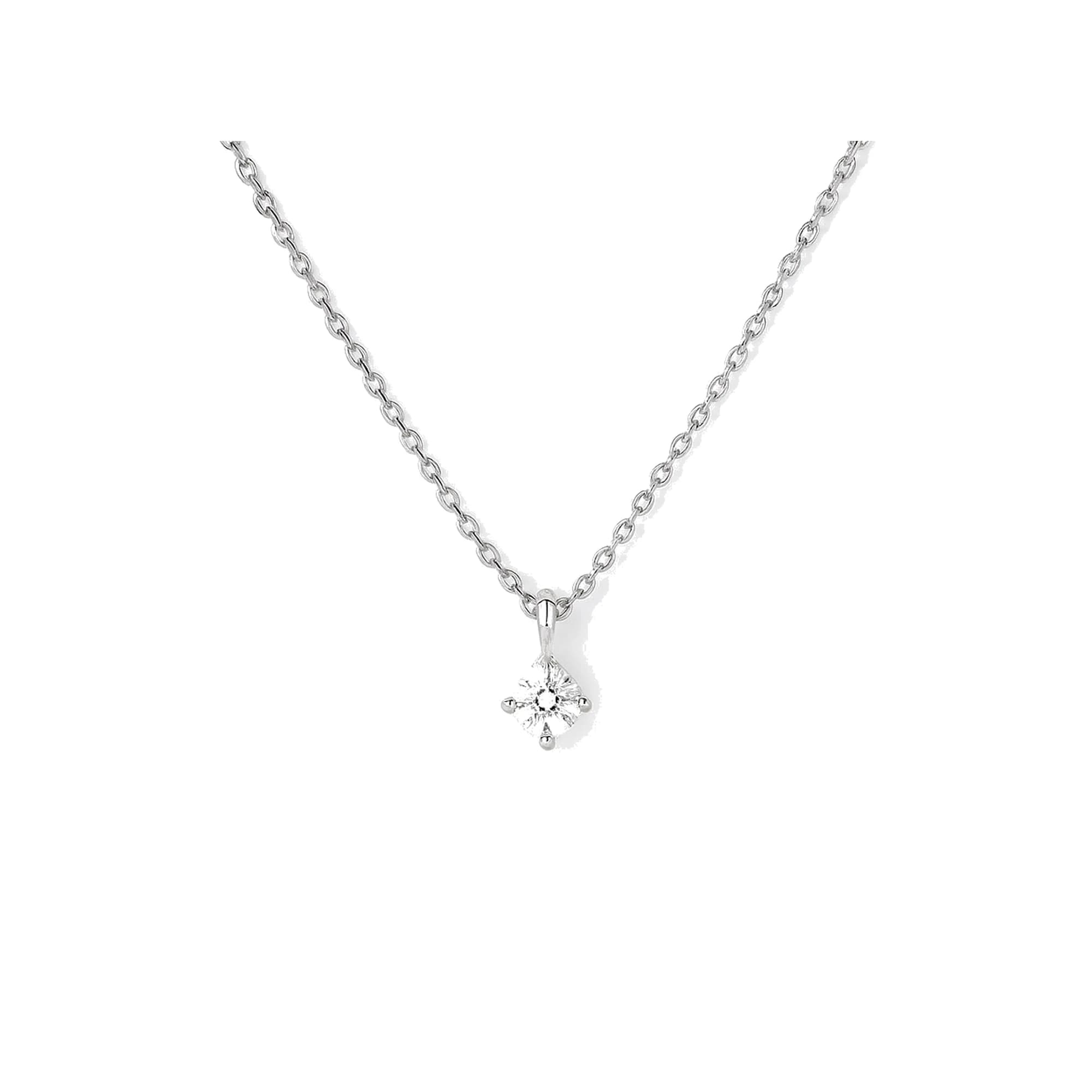 Colgante de oro con diamantes