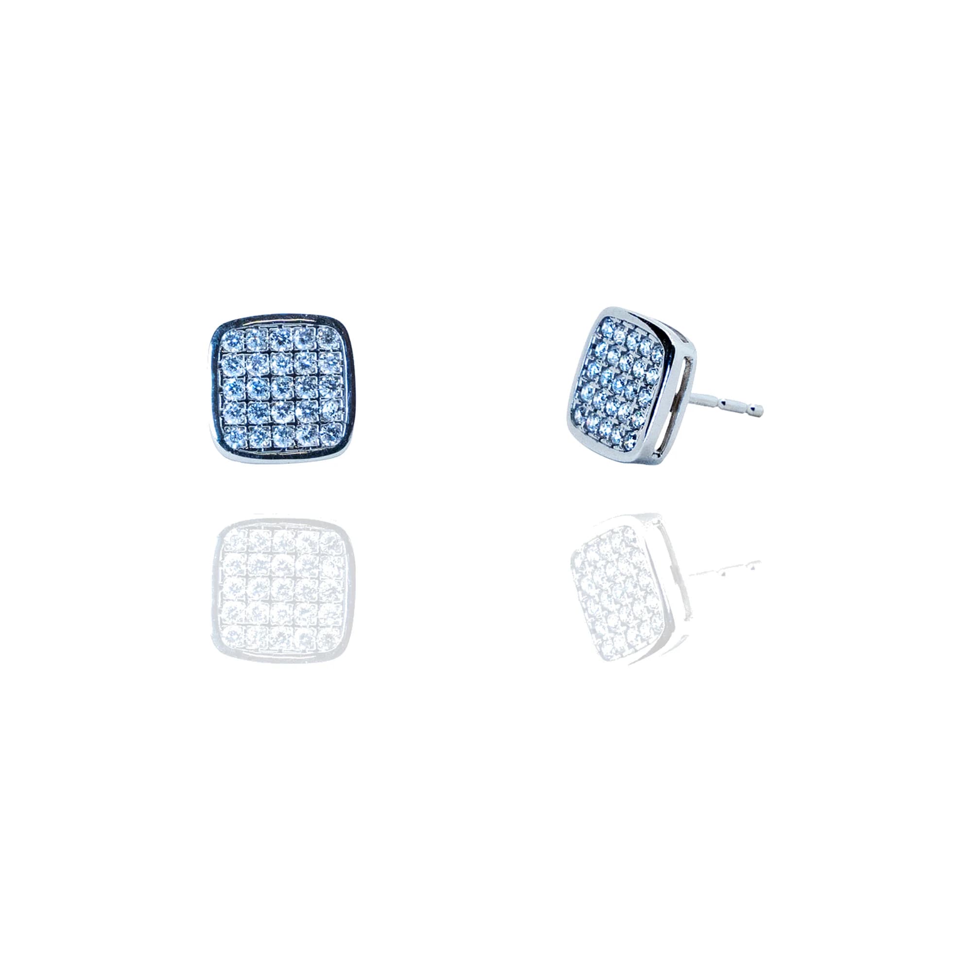 Pendientes montados en oro blanco con diamantes engastados