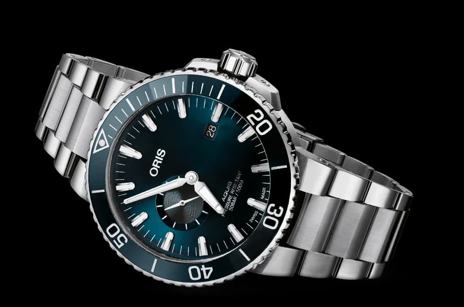 AQUIS SMALL SECOND, DATE